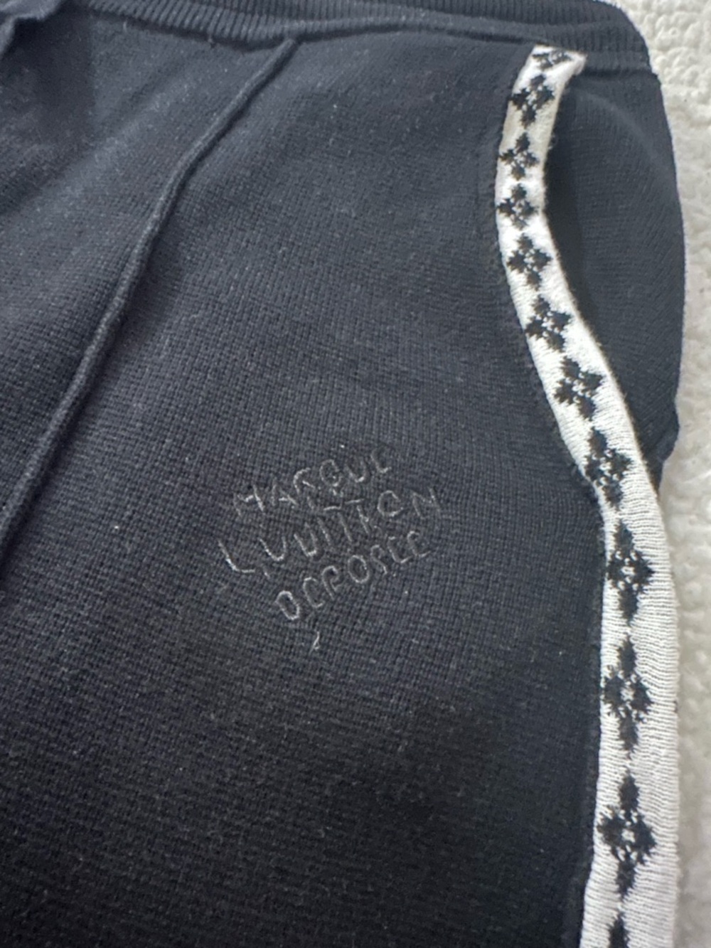 Louis Vuitton Black Knitted Pants - Picture 4 of 8